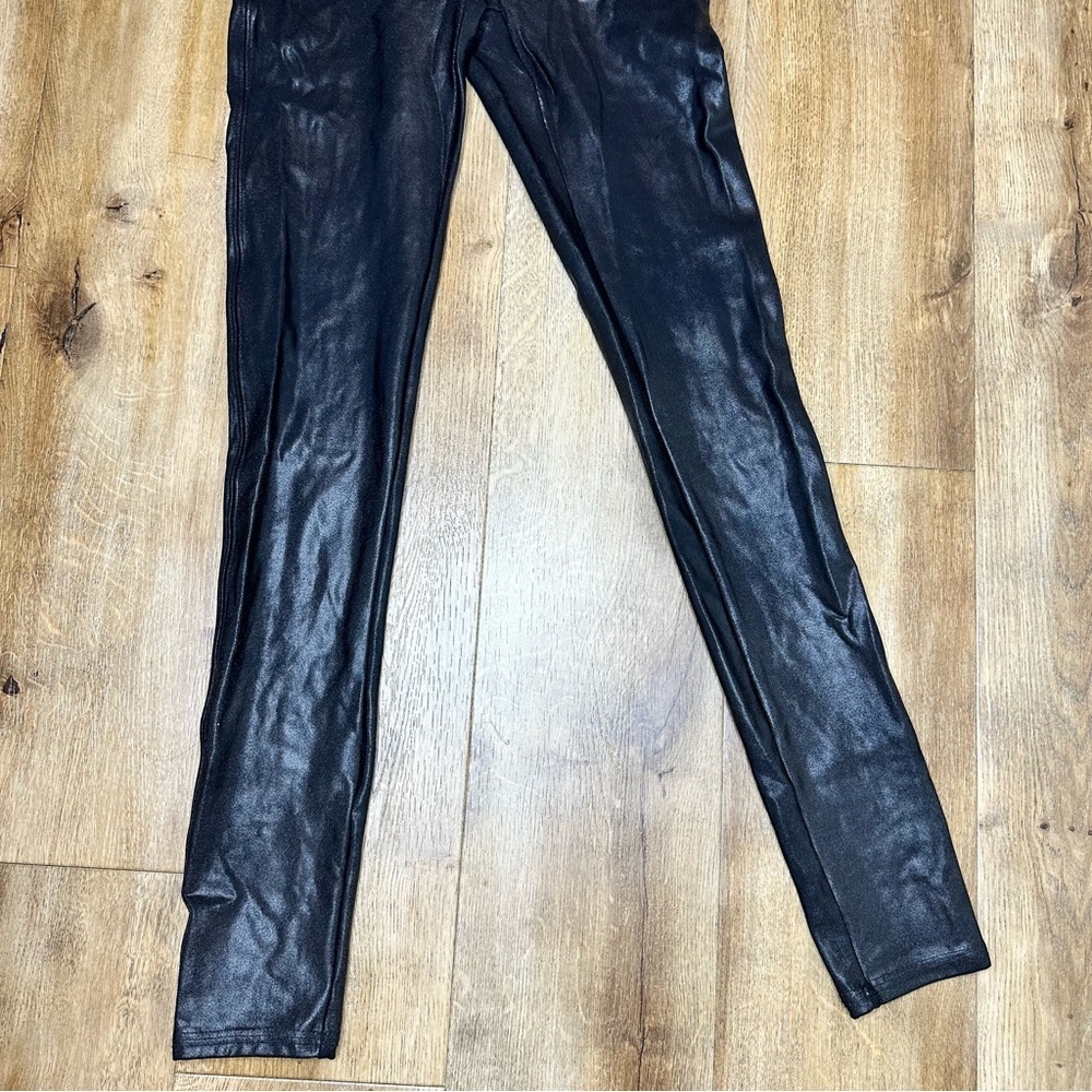 SPANX Faux Leather Black Leggings Size Small - Picture 4 of 11